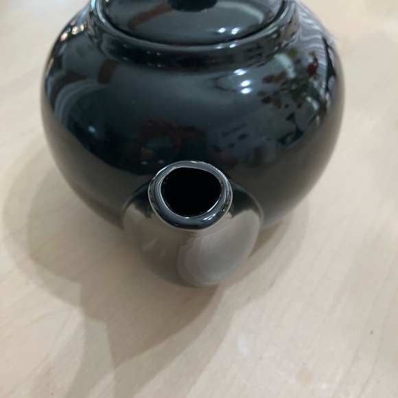 Keep Calm and Drink Tea Ceramic Teapot - Picture 4 of 7